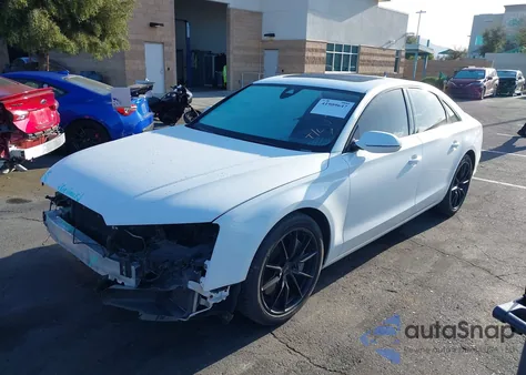 2015 Audi A8 3.0T из США, поврежденный, VIN WAUJGAFD5FN009771